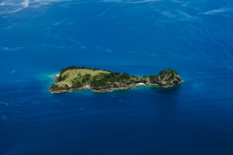 Photo largest islands world